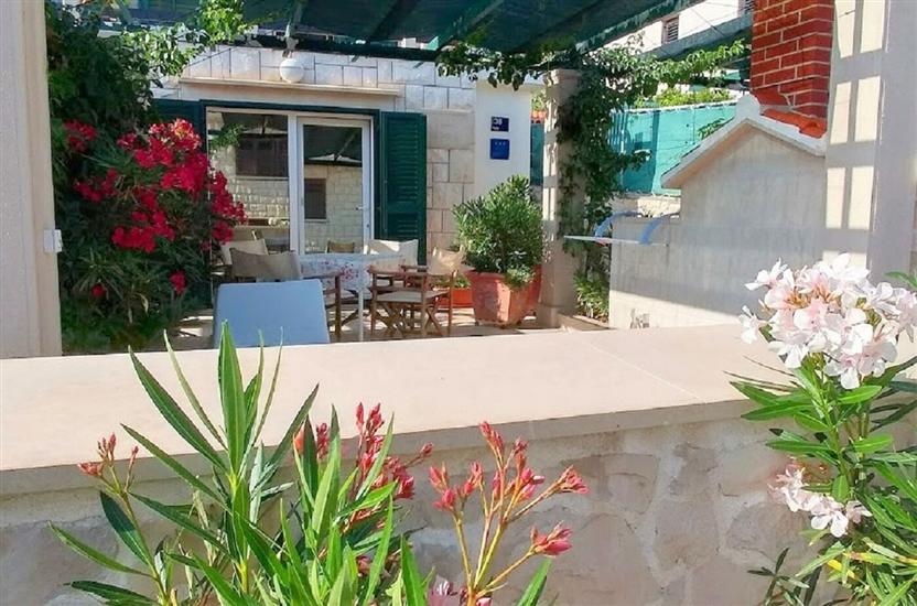 Apartment A2, for 3 persons