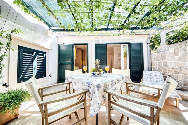 Apartment A4, for 3 persons