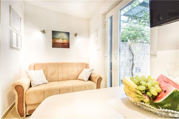 Apartment A4, for 3 persons