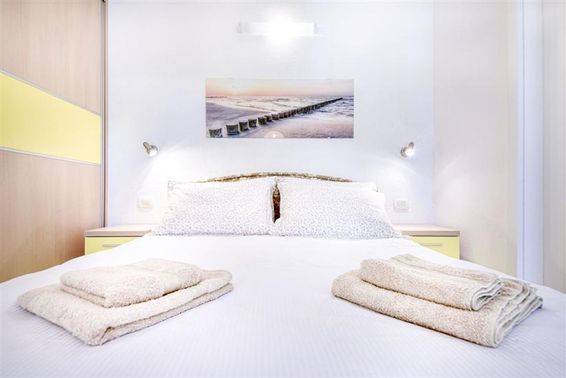 Apartment A4, for 3 persons