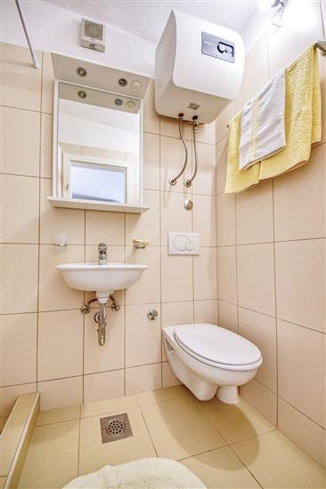 Apartment A4, for 3 persons