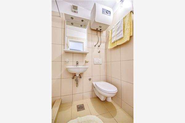 Apartment A4, for 3 persons