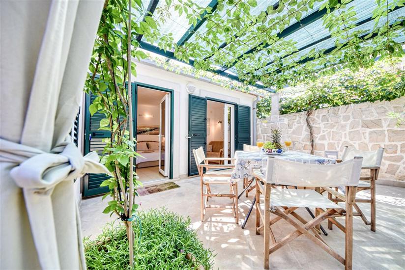 Apartment A4, for 3 persons