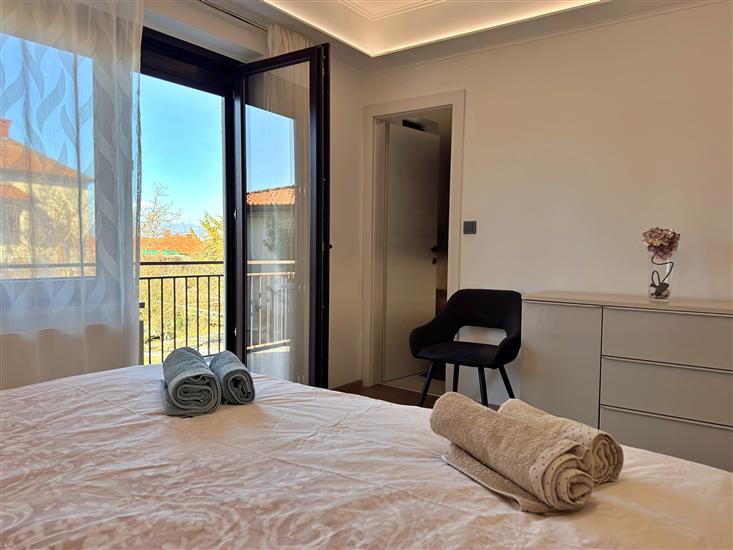 Apartment A1, for 5 persons