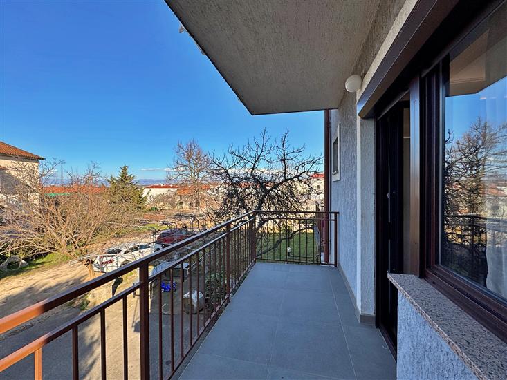 Apartment A1, for 5 persons