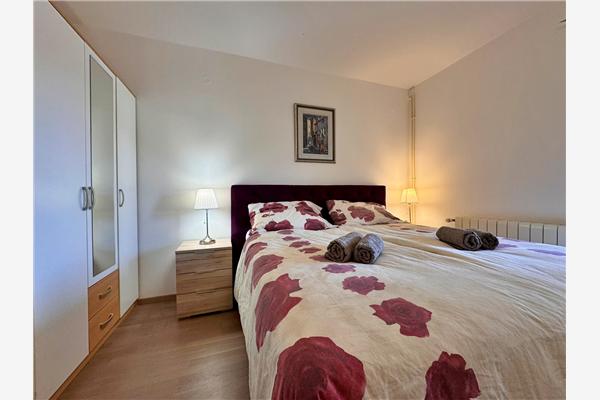 Apartment A1, for 5 persons