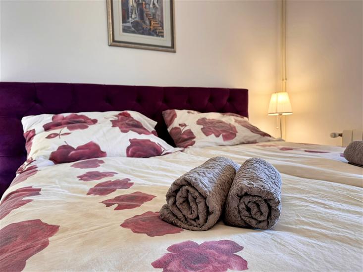 Apartment A1, for 5 persons