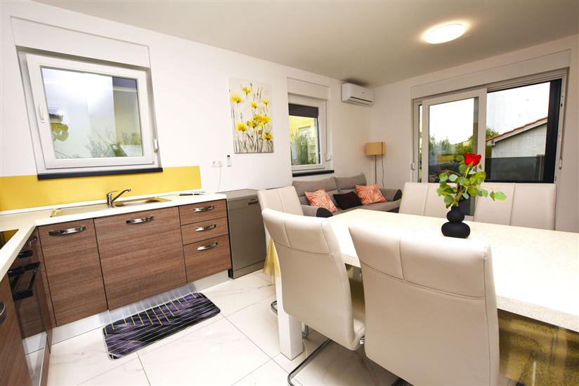 Apartment A2, for 4 persons