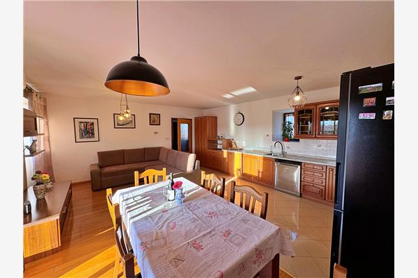 Apartment A2, for 4 persons