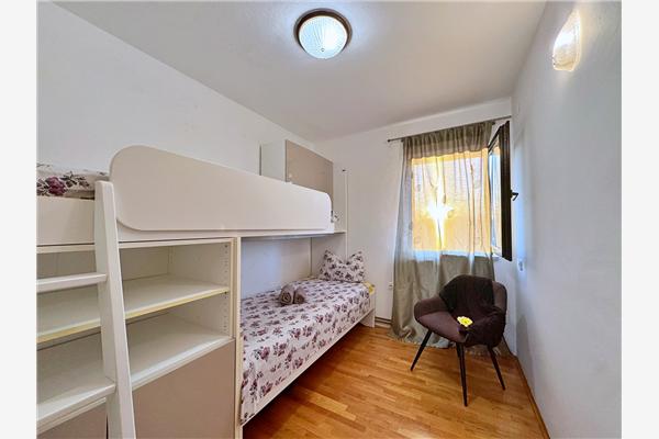 Apartment A2, for 4 persons