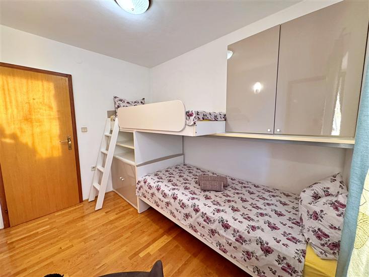 Apartment A2, for 4 persons