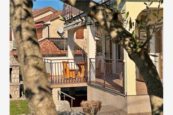 Apartment A1, for 5 persons