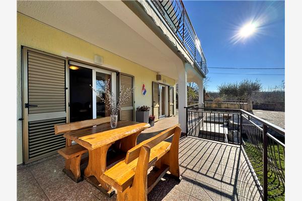 Apartment A1, for 5 persons