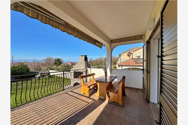 Apartment A1, for 5 persons