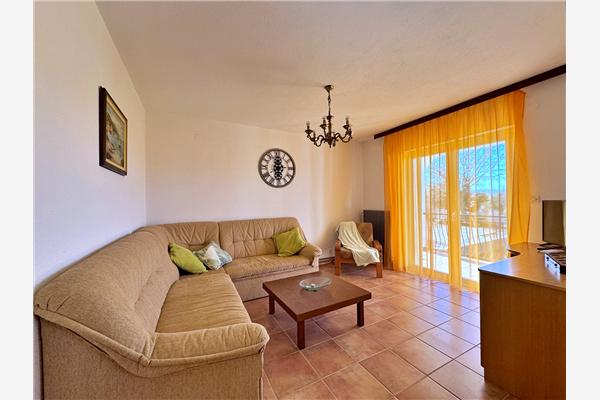Apartment A1, for 5 persons
