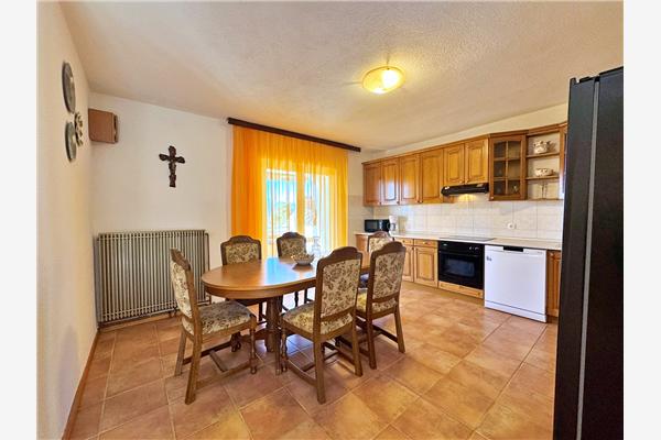 Apartment A1, for 5 persons