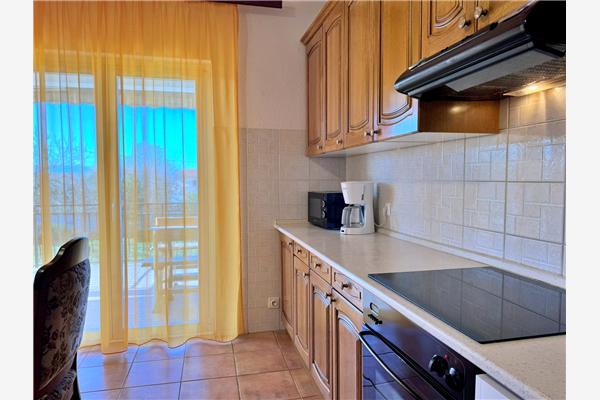 Apartment A1, for 5 persons