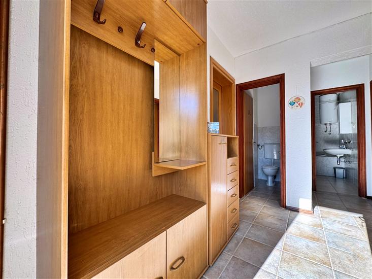 Apartment A1, for 5 persons