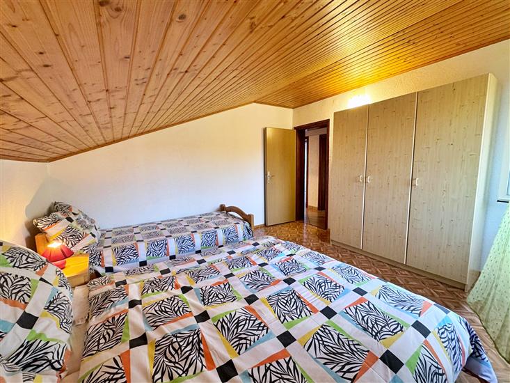 Apartment A3, for 5 persons