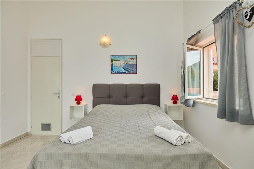 Apartment A2, for 5 persons