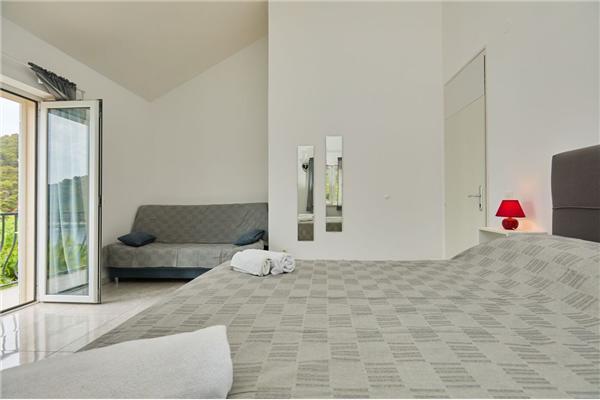 Apartment A2, for 5 persons