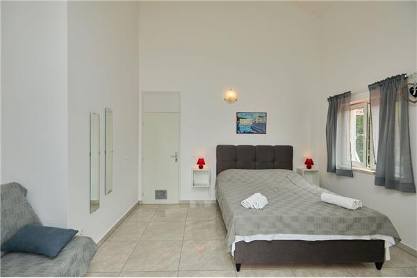 Apartment A2, for 5 persons