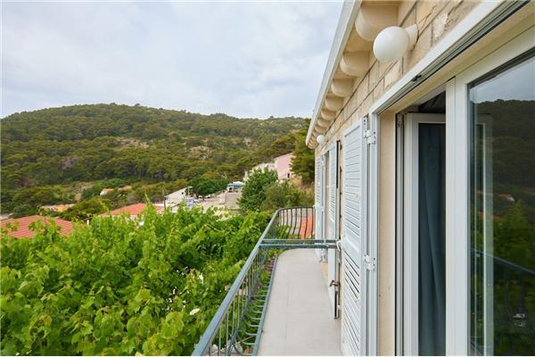 Apartment A2, for 5 persons