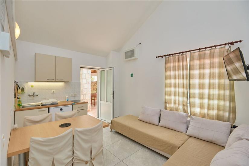 Apartment A2, for 5 persons