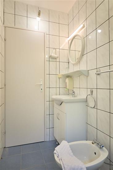 Apartment A2, for 5 persons