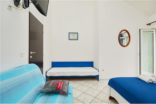 Apartment A4, for 3 persons