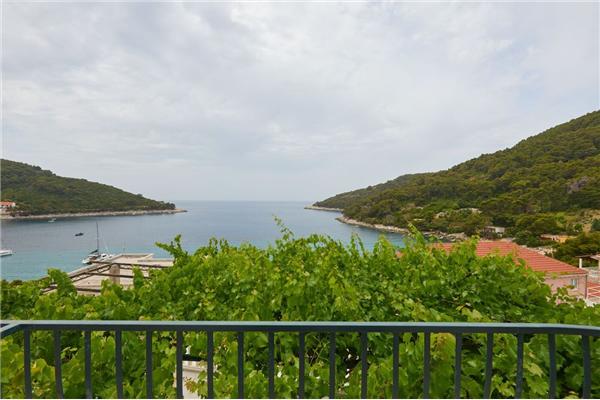 Apartment A4, for 3 persons