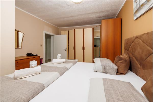 Apartment A3, for 7 persons