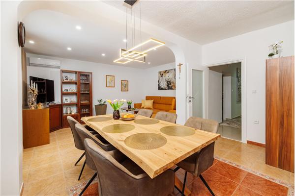 Apartment A3, for 7 persons