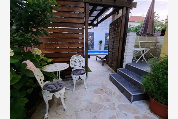 Apartment A1, for 6 persons