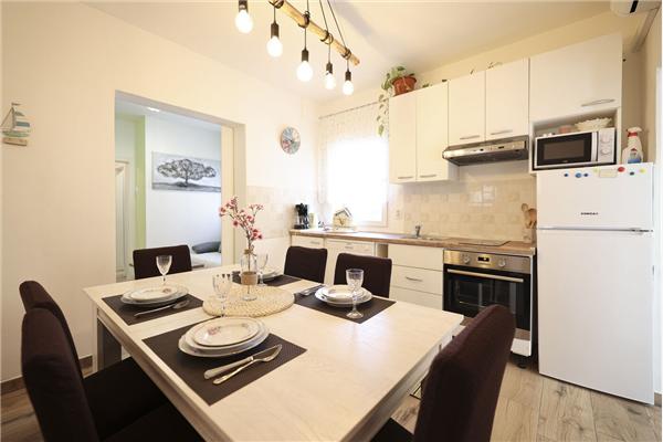 Apartment A1, for 6 persons