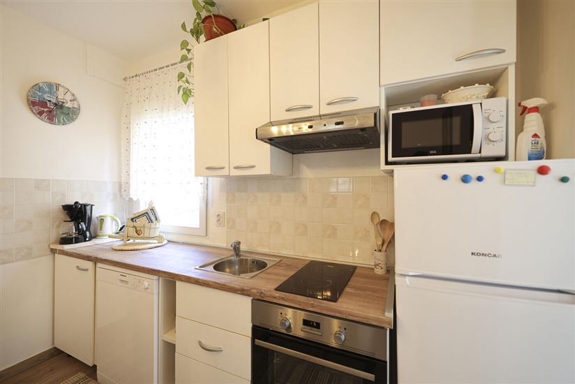 Apartment A1, for 6 persons