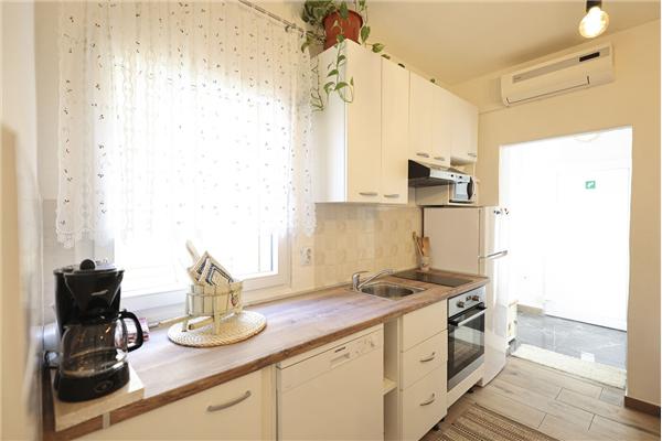 Apartment A1, for 6 persons