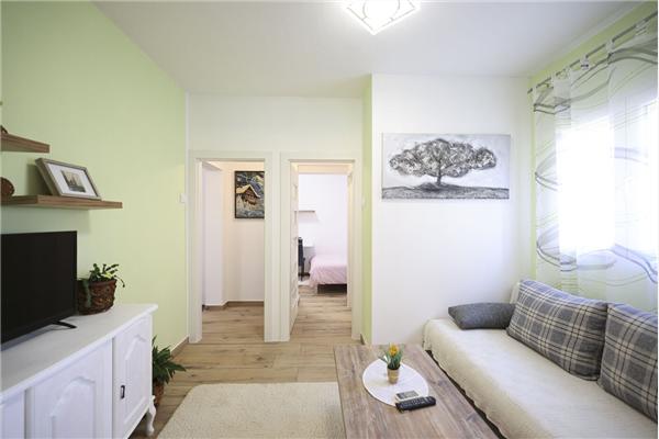 Apartment A1, for 6 persons