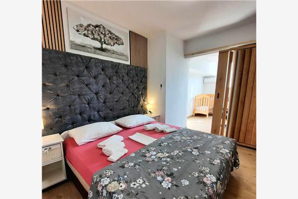 Apartment A1, for 6 persons