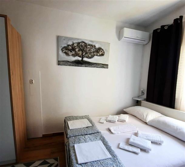 Apartment A1, for 6 persons