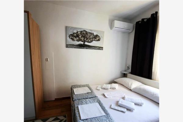 Apartment A1, for 6 persons