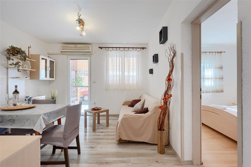 Apartment A1, for 9 persons