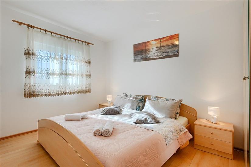 Apartment A1, for 9 persons