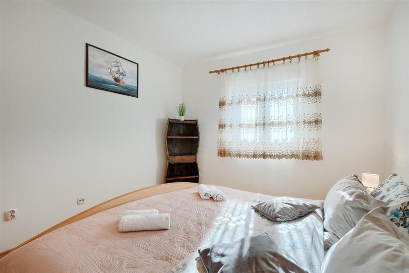 Apartment A1, for 9 persons