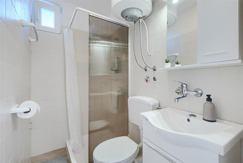 Apartment A1, for 9 persons