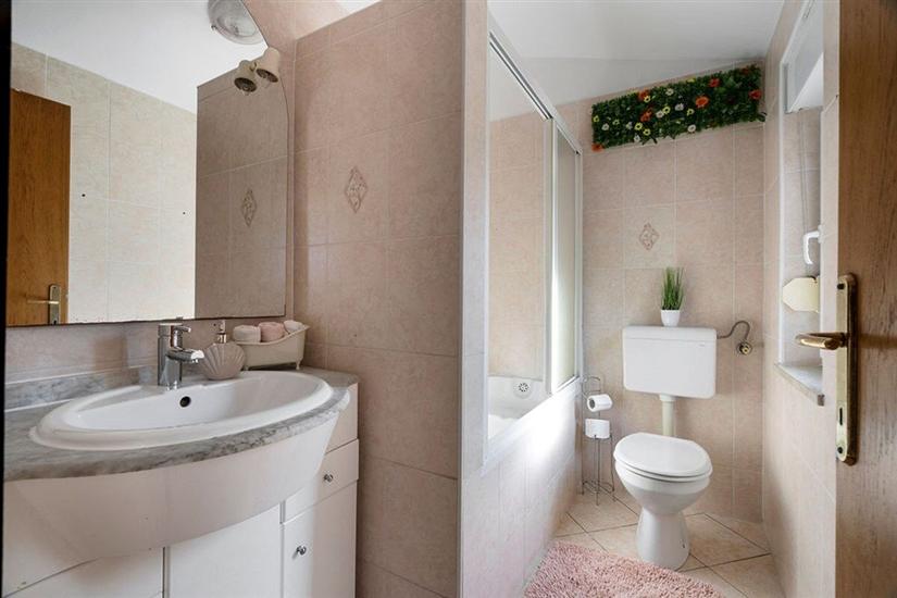 Apartment A2, for 4 persons