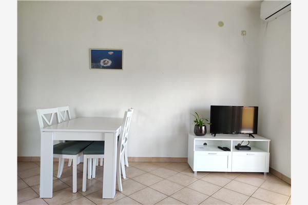 Apartment A1, for 5 persons