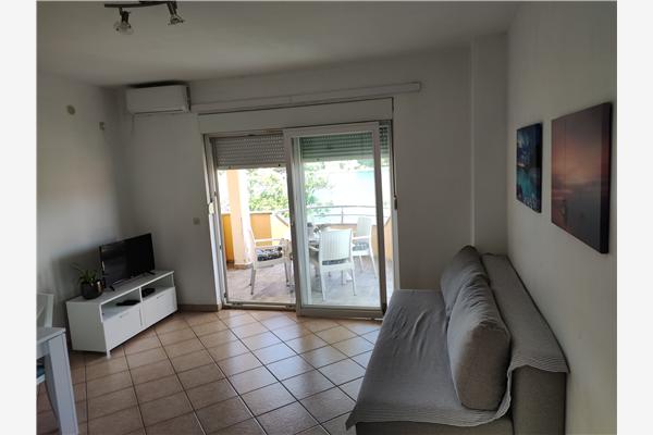 Apartment A1, for 5 persons