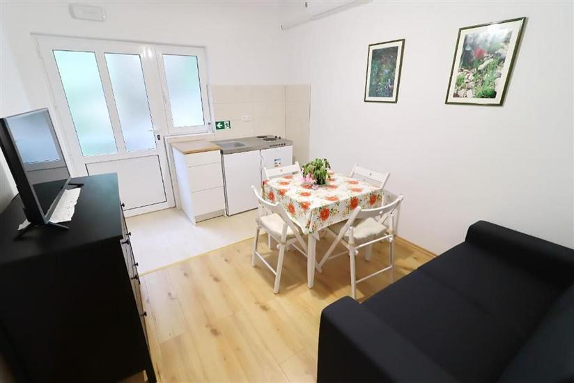 Apartment A2, for 4 persons