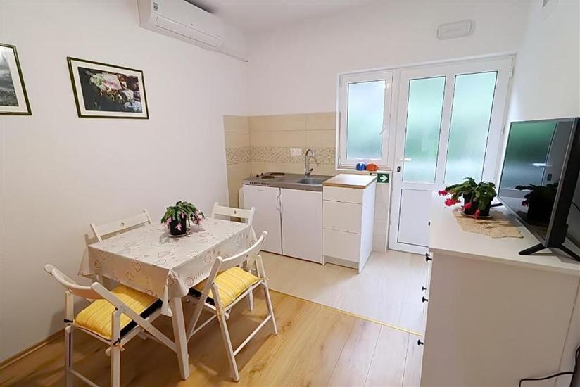 Apartment A3, for 4 persons